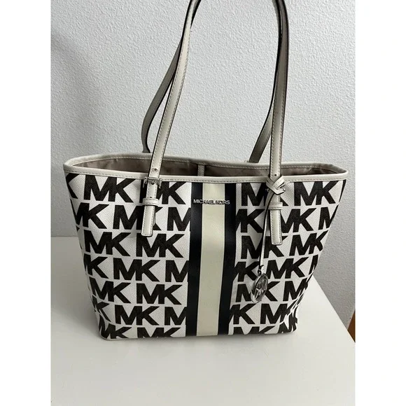 Michael Kors Jet Set MD Carryall Tote -Graphic MK White/Brown - Picture 1 of 3